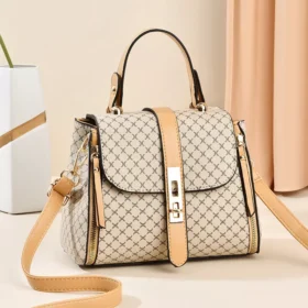 2022 Summer Fashionable Small Shoulder Bag Retro Print Crossbody Bag White